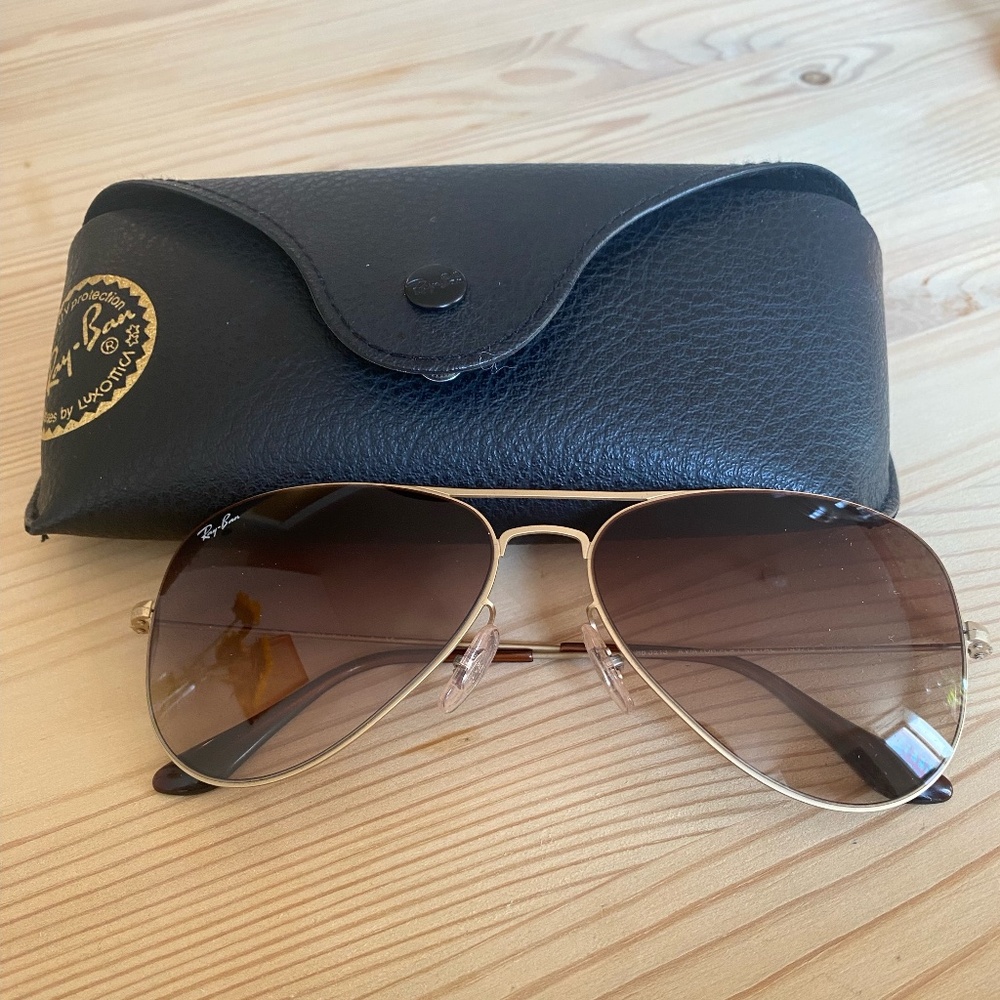 Ray-Ban Aviators (Flat Metal)